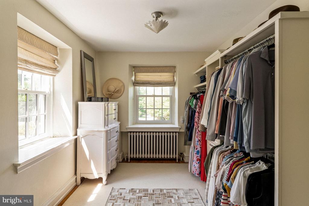 210 WHITEMARSH