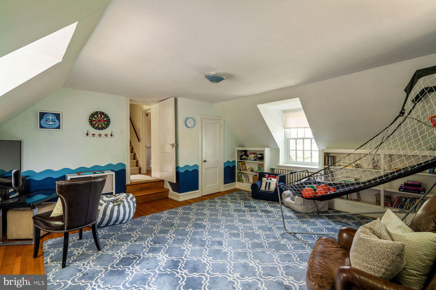 210 WHITEMARSH