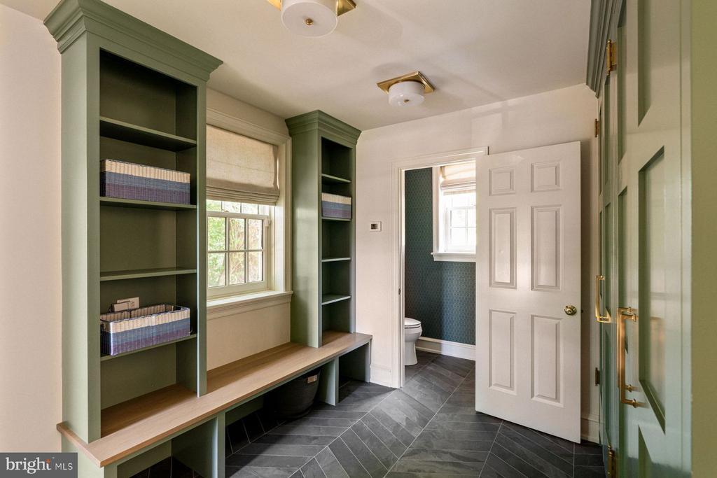 210 WHITEMARSH