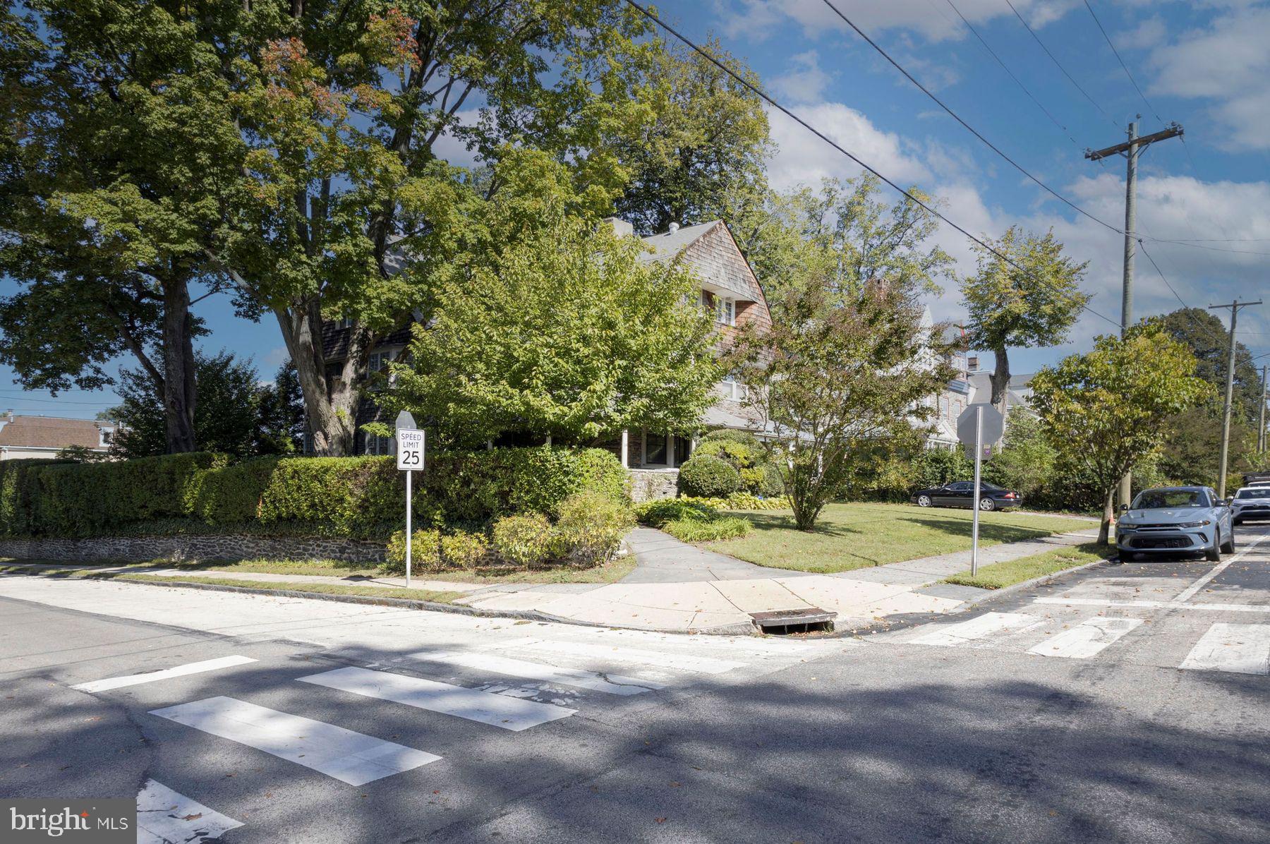141 W UPSAL STREET