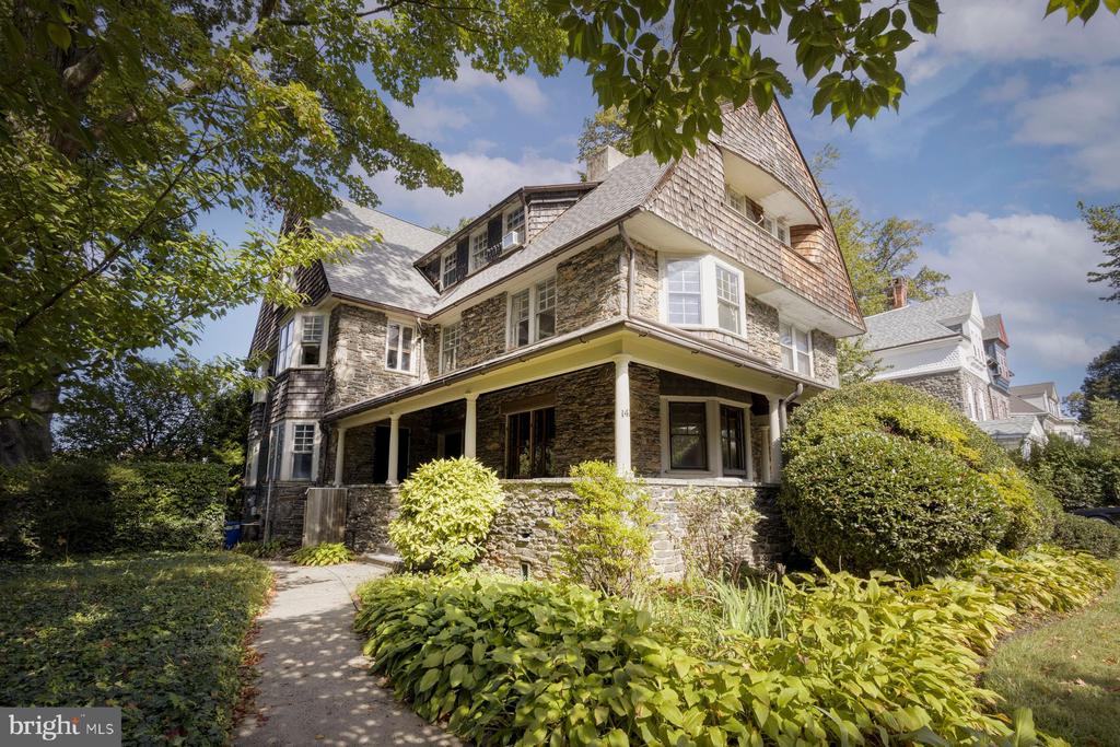 141 W UPSAL STREET