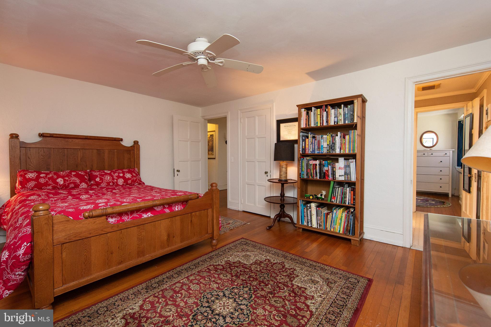 8401 SAINT MARTINS LANE