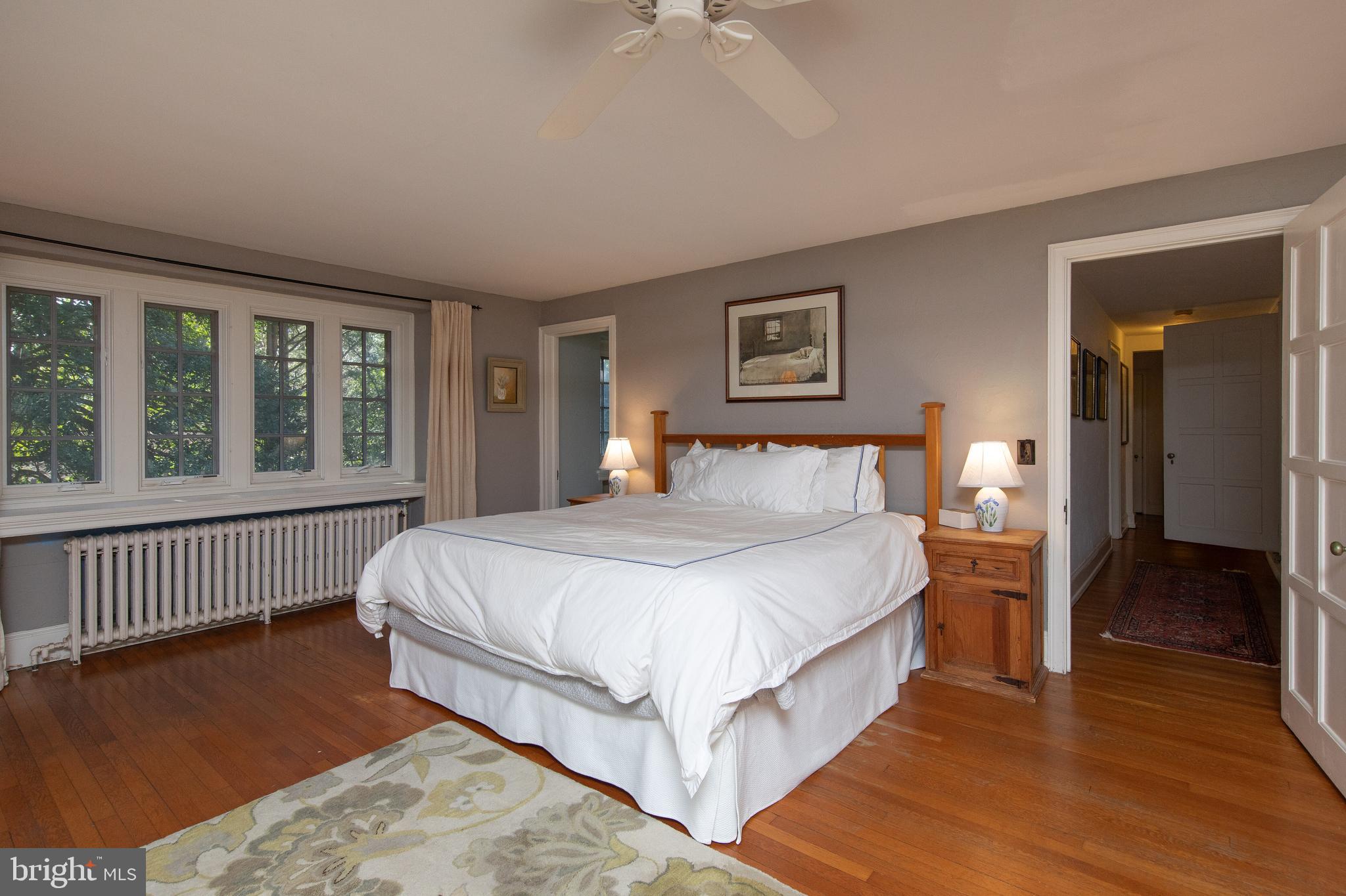 8401 SAINT MARTINS LANE