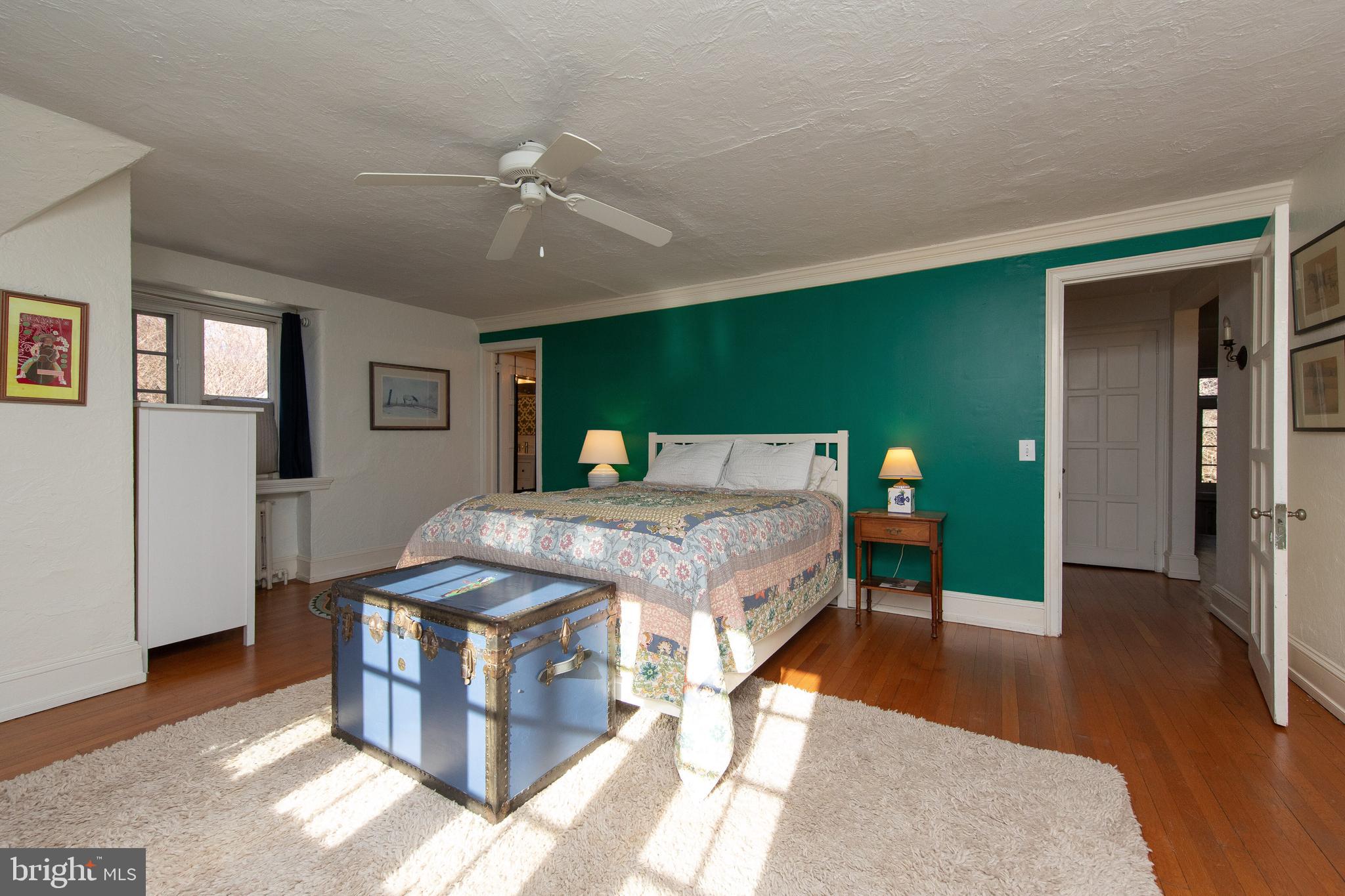 8401 SAINT MARTINS LANE