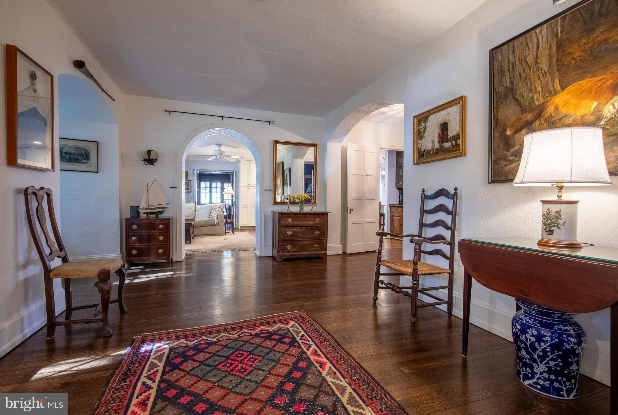 8401 SAINT MARTINS LANE