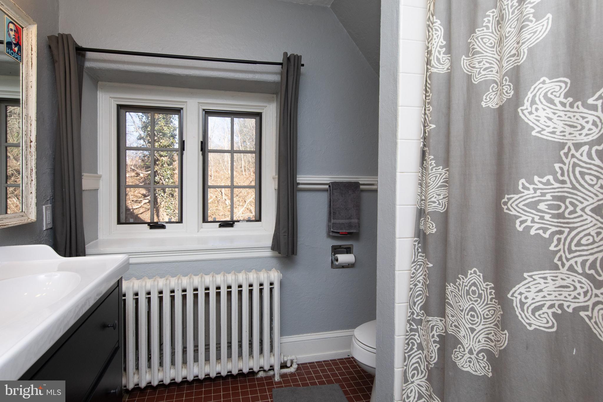 8401 SAINT MARTINS LANE