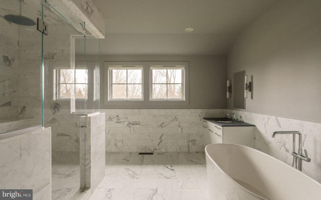 609 SAINT ANDREWS ROAD