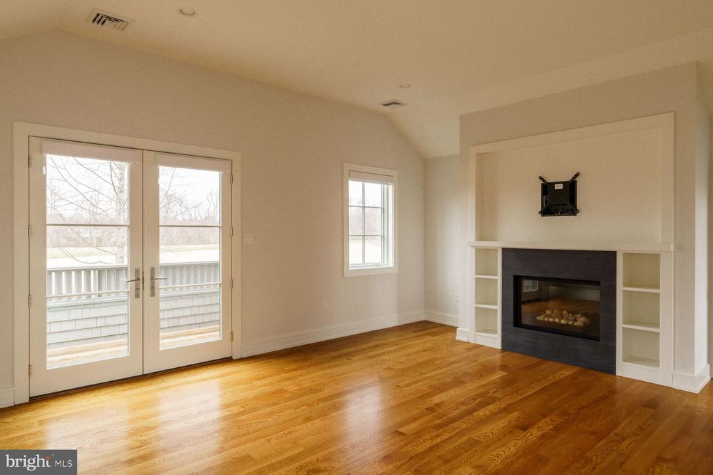 609 SAINT ANDREWS ROAD