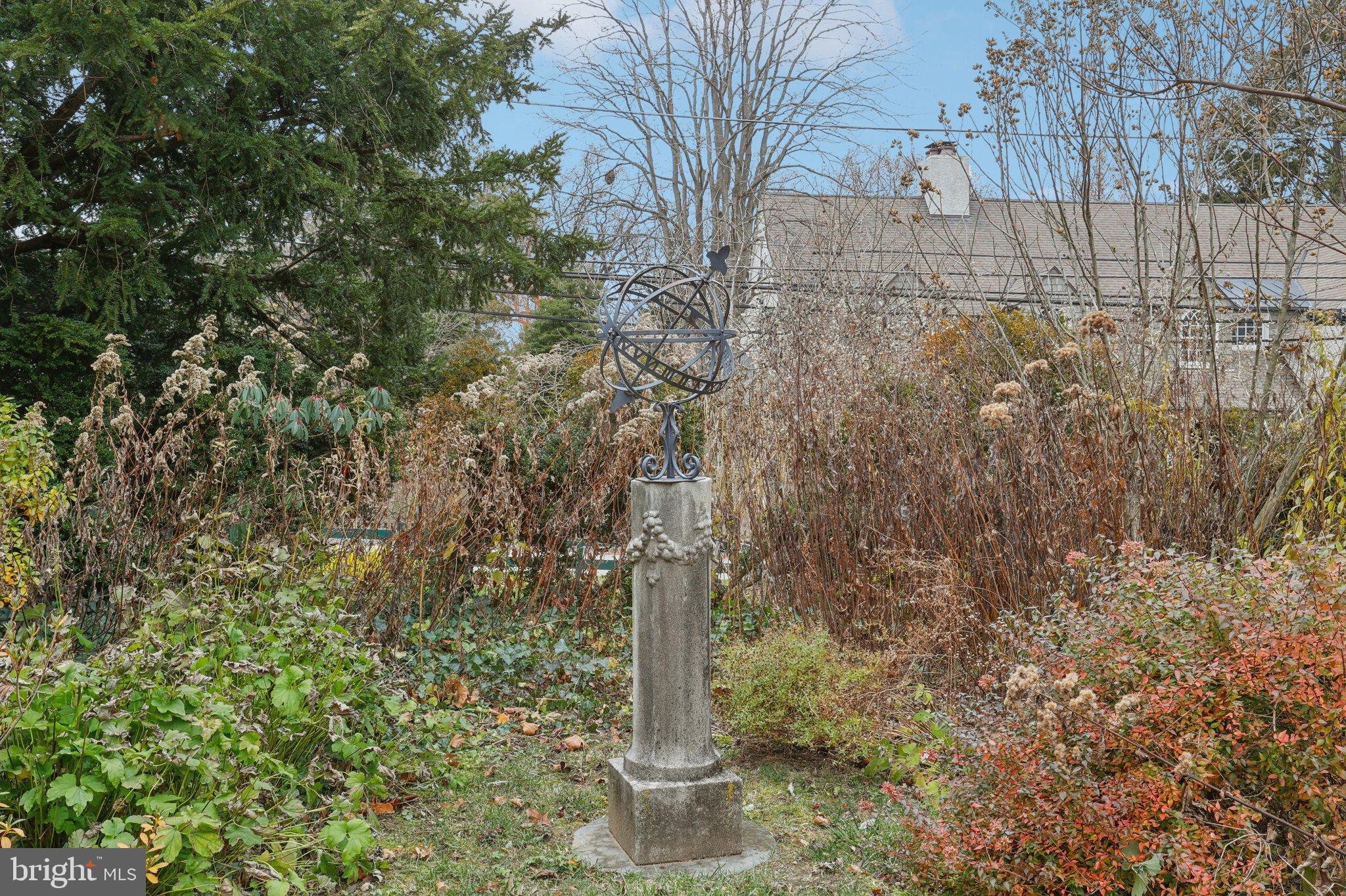 8720 PROSPECT AVENUE