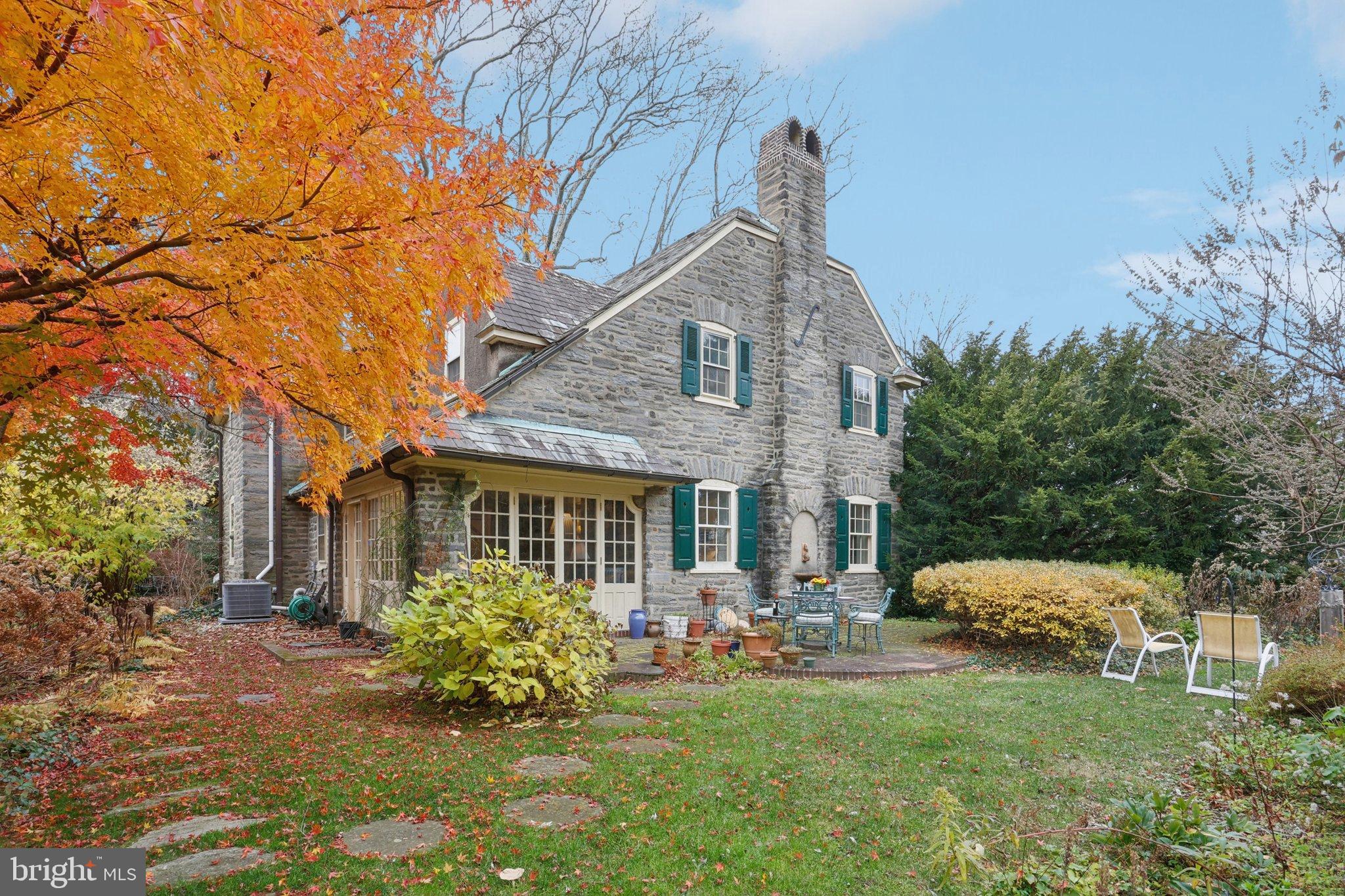 8720 PROSPECT AVENUE