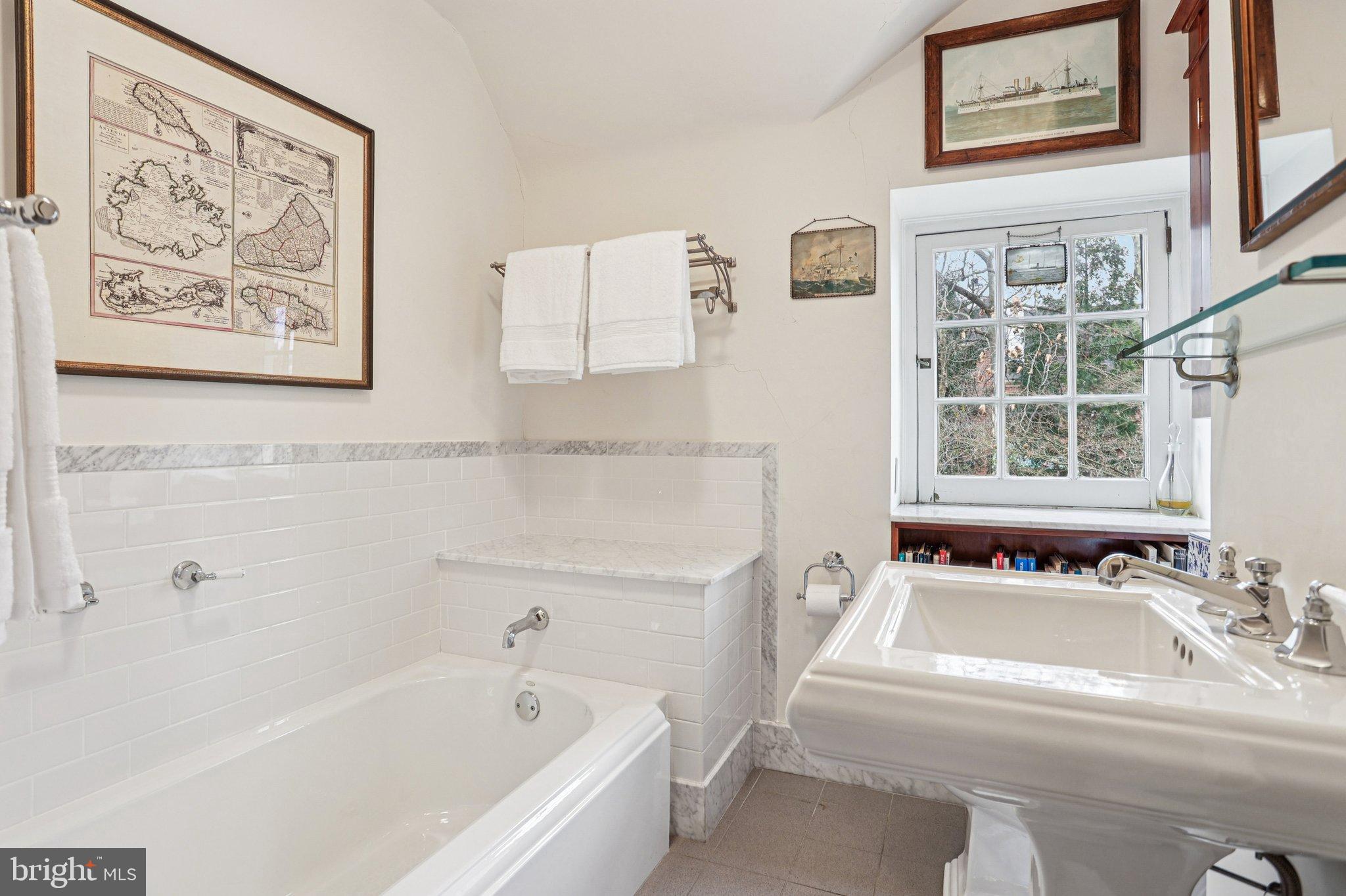 8720 PROSPECT AVENUE