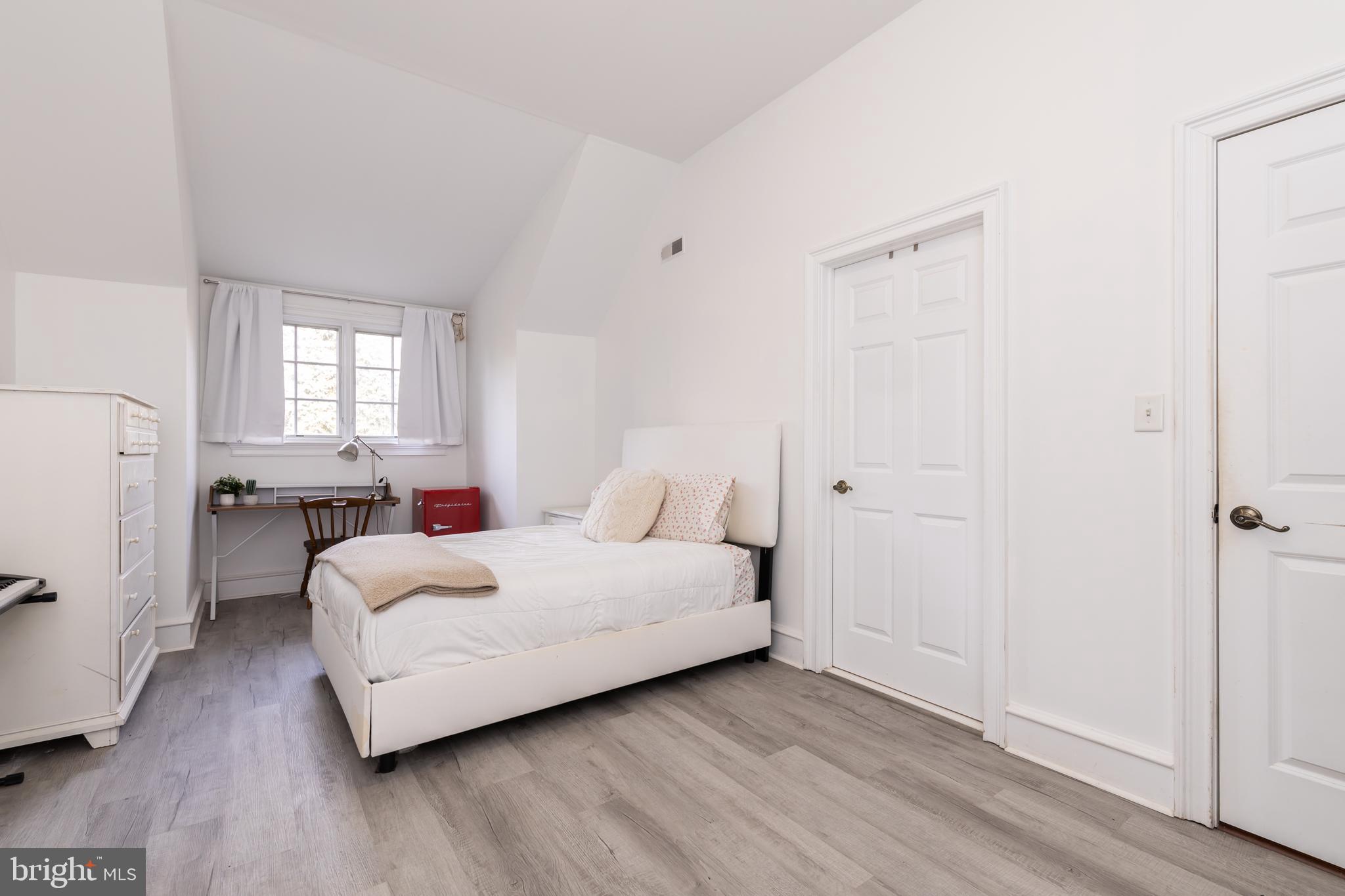 8204 CRITTENDEN STREET