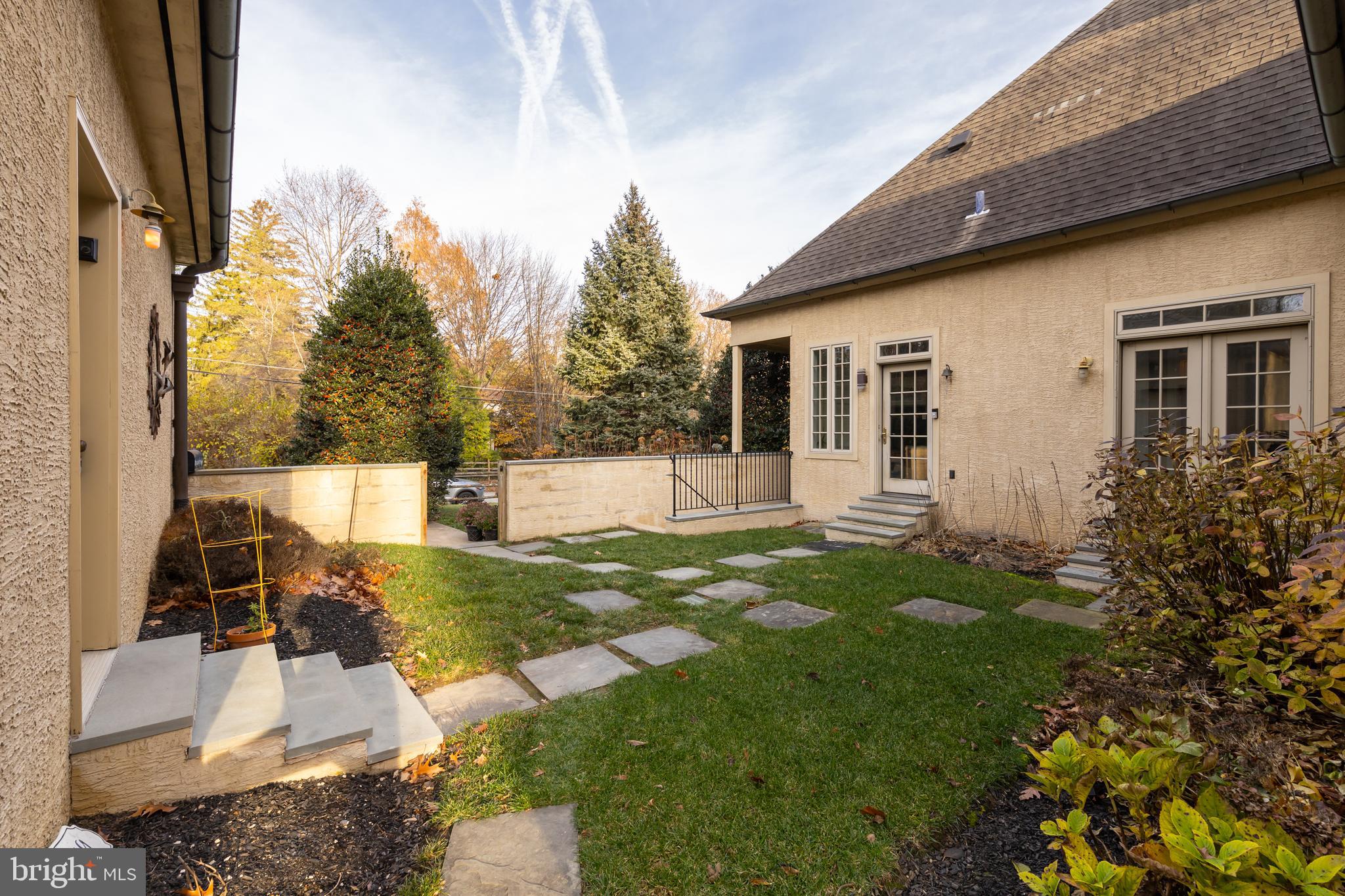 8204 CRITTENDEN STREET