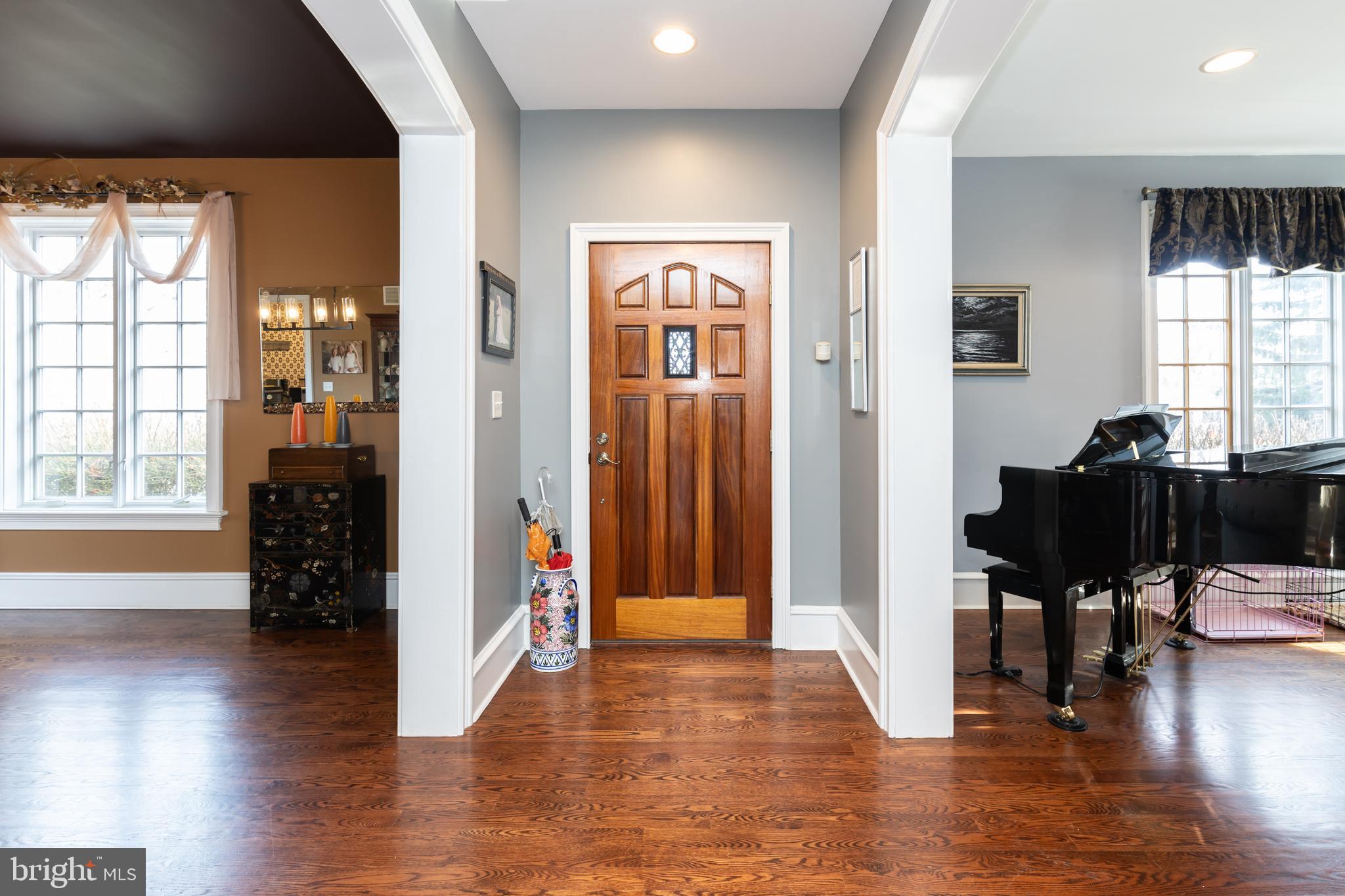 8204 CRITTENDEN STREET