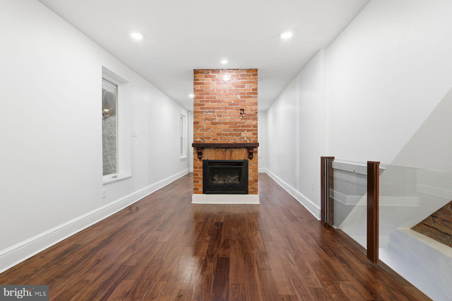 7815 GERMANTOWN AVENUE