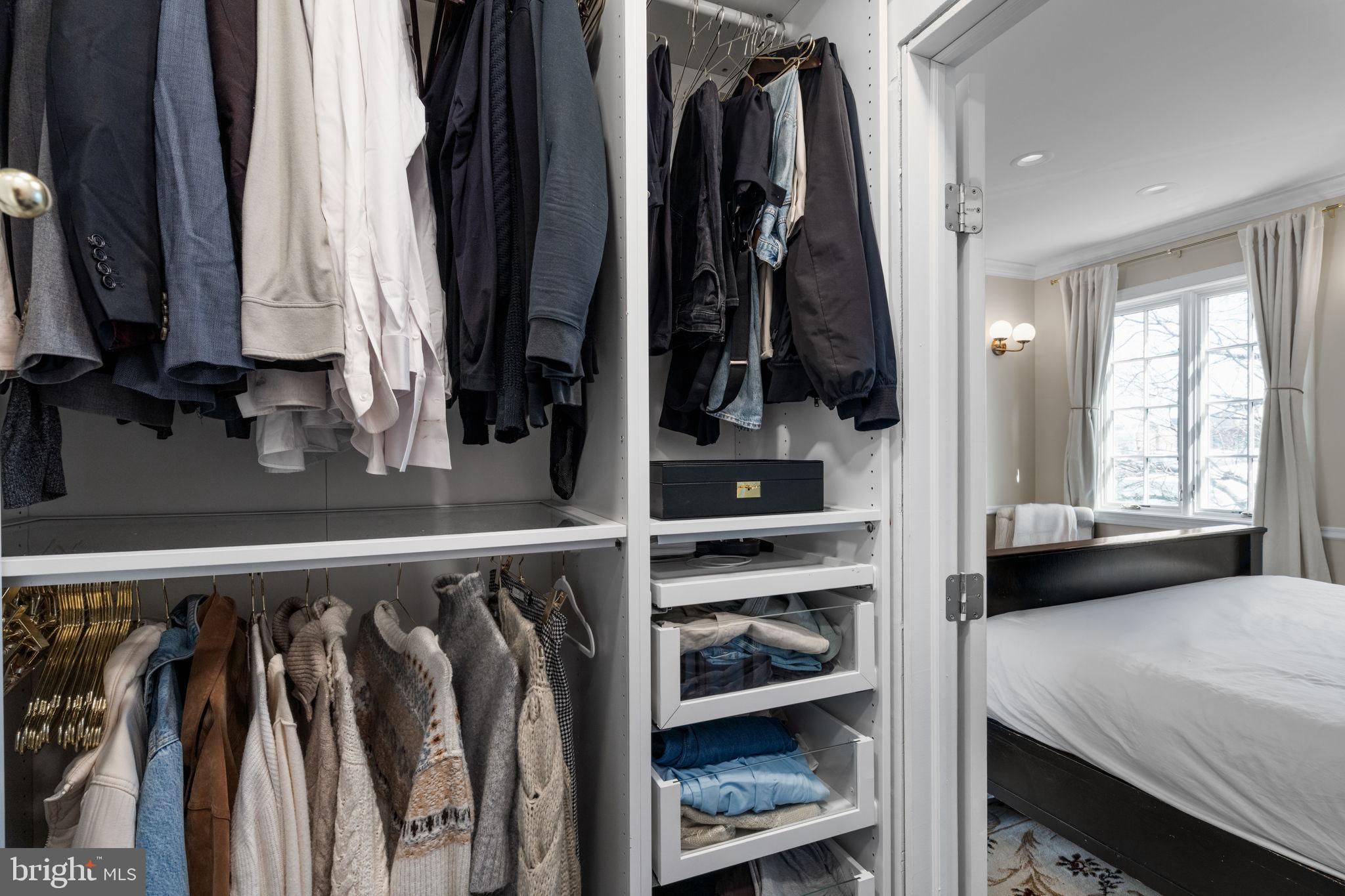 802 N BAMBREY STREET