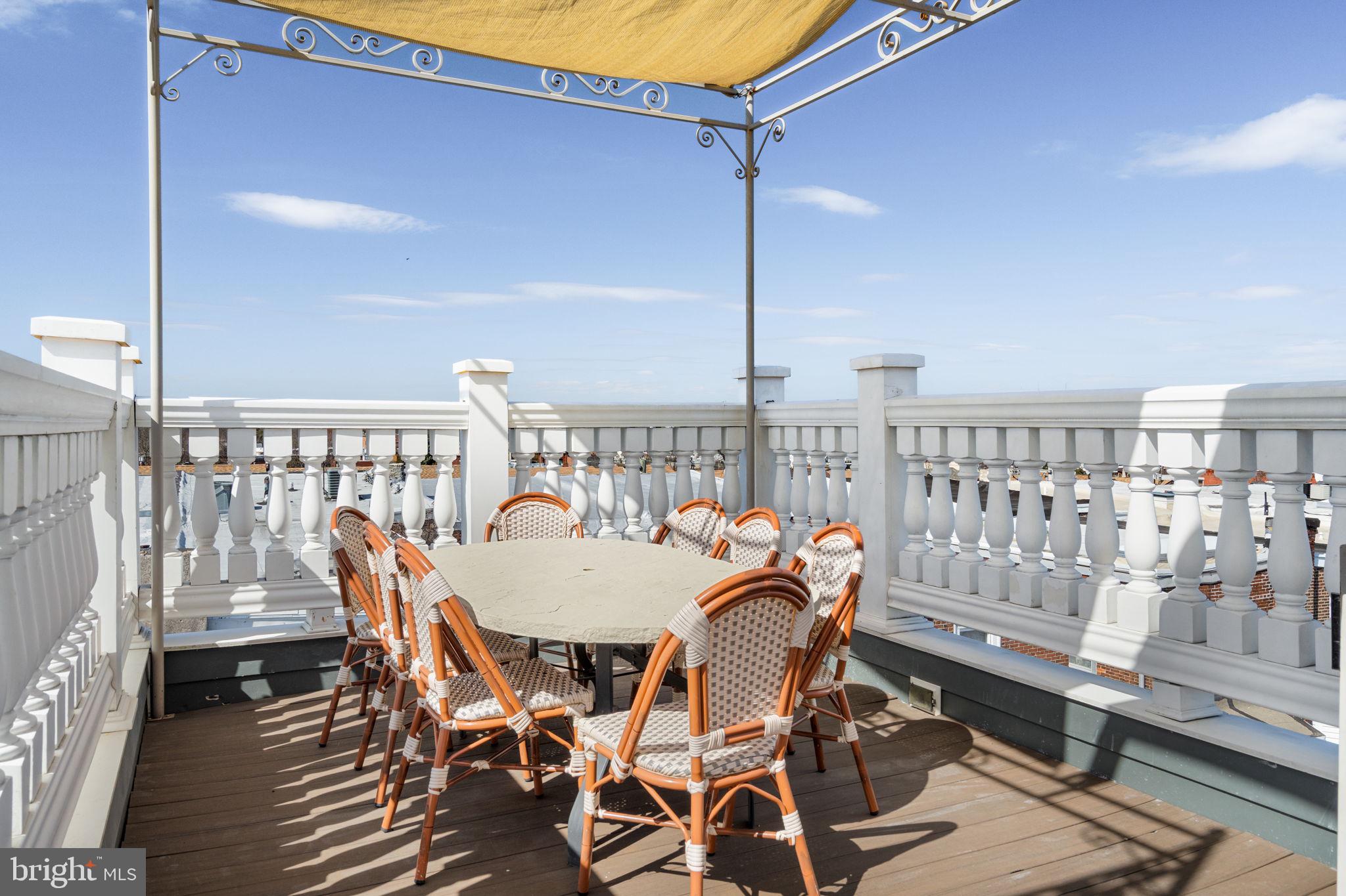 802 N BAMBREY STREET