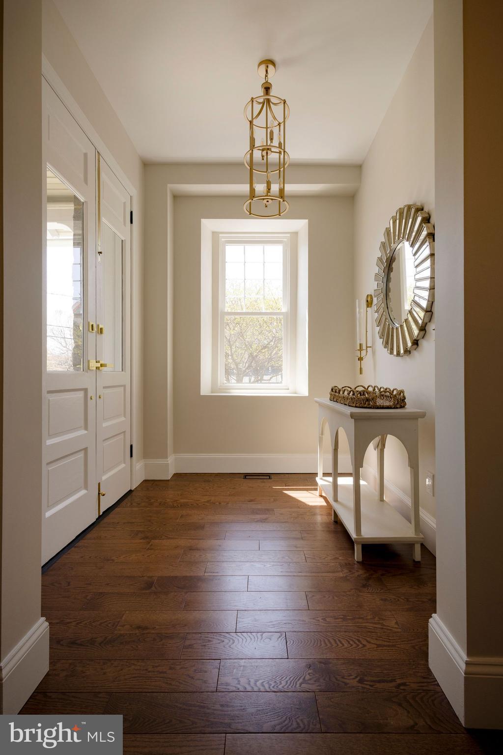 205 W HIGHLAND AVENUE