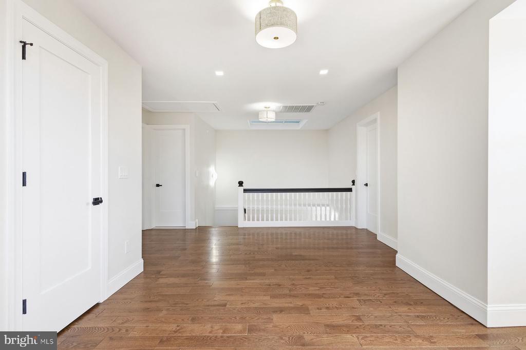 205 W HIGHLAND AVENUE