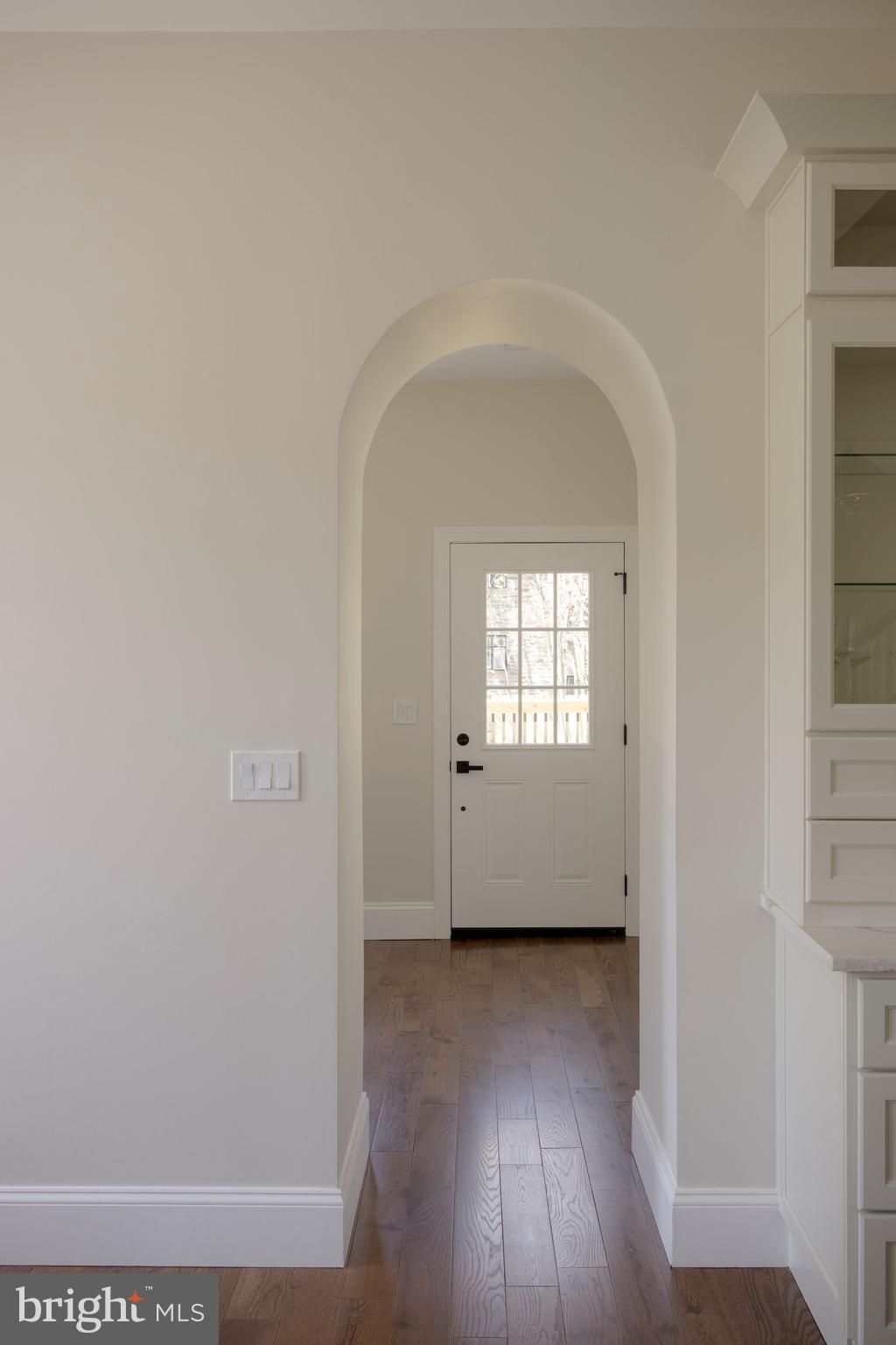 205 W HIGHLAND AVENUE