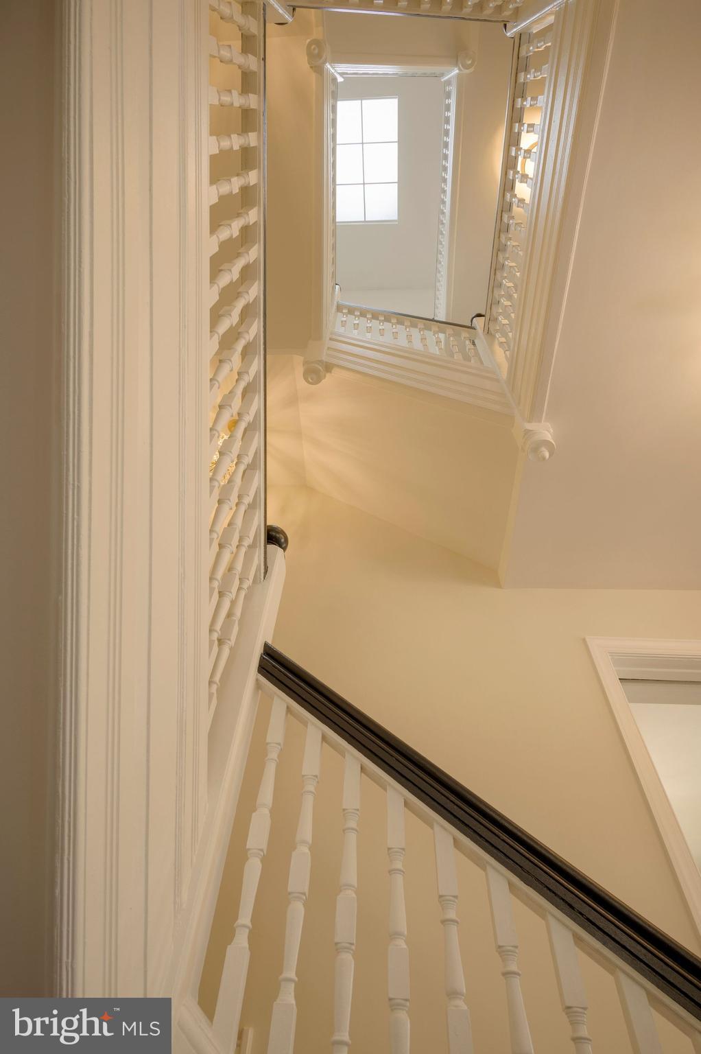 205 W HIGHLAND AVENUE