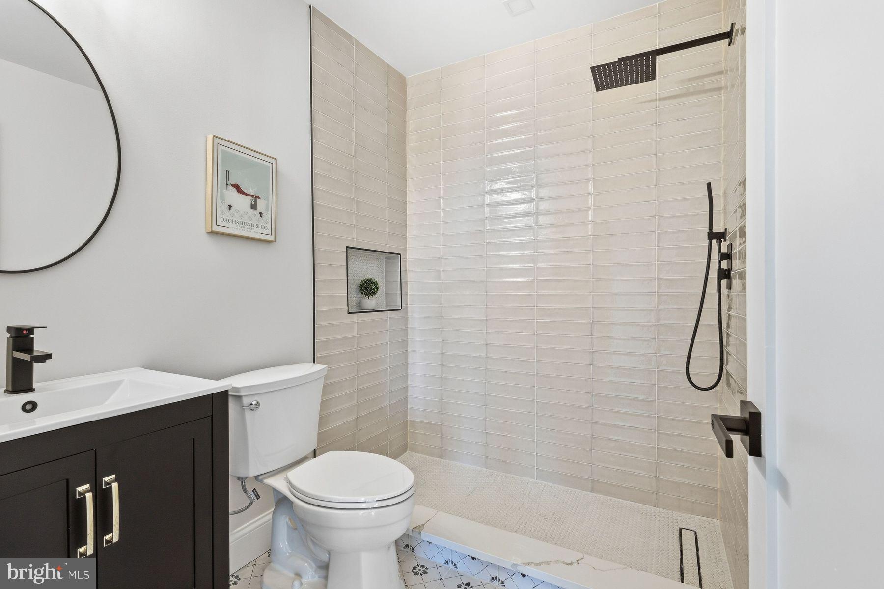 205 W HIGHLAND AVENUE