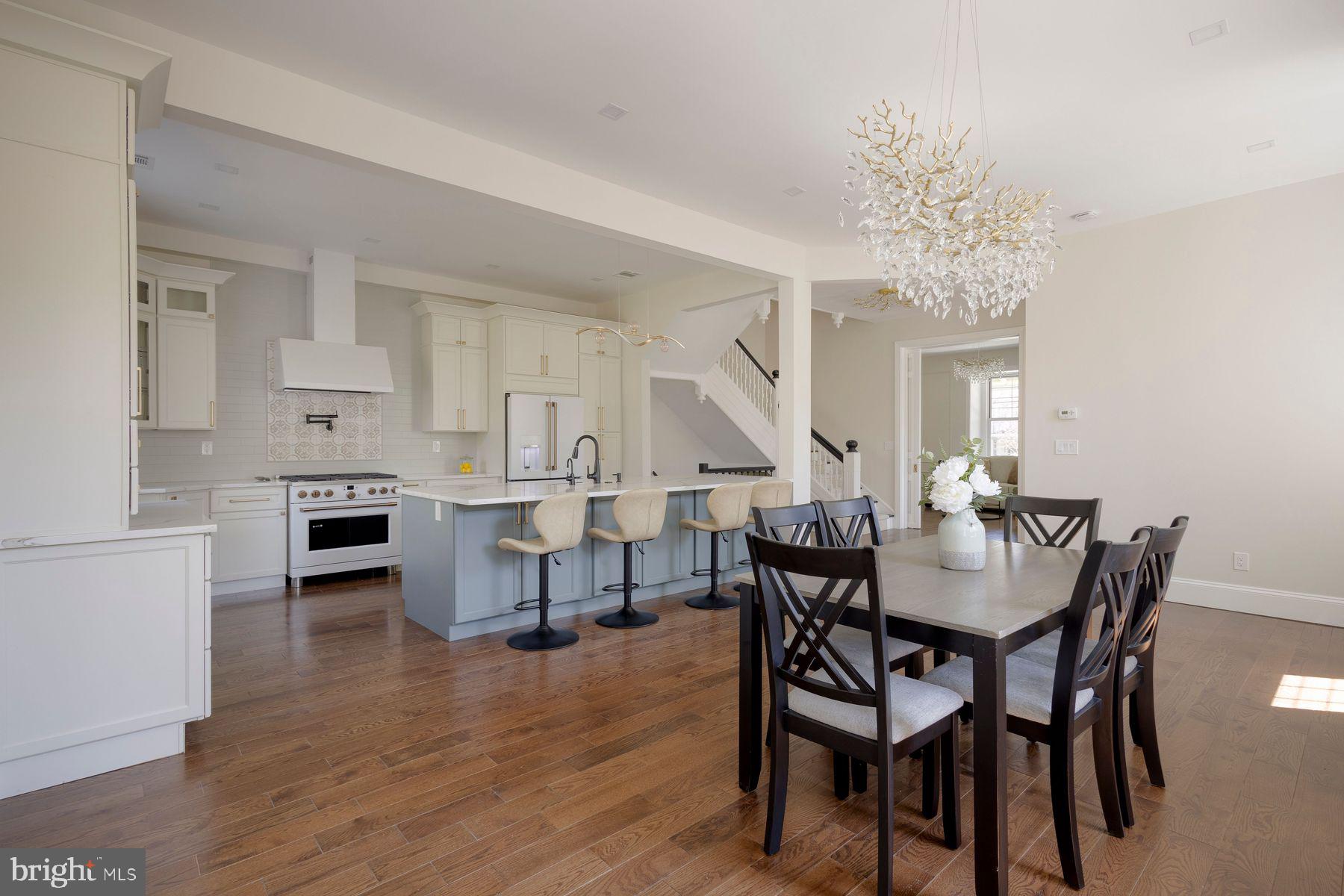 205 W HIGHLAND AVENUE