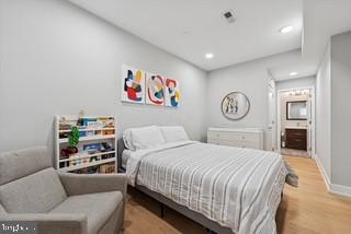 700 MOYER STREET 00 210