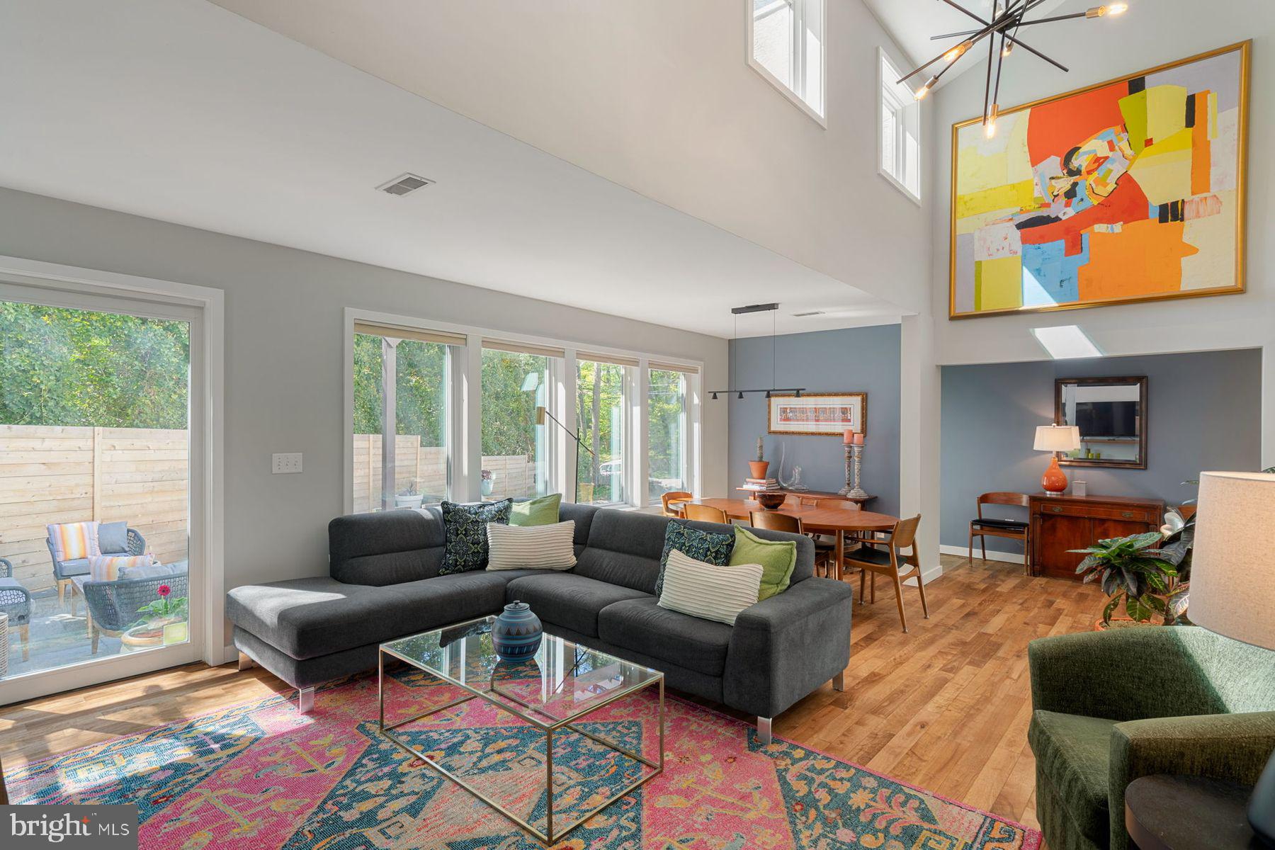 7621 SAINT MARTINS LANE