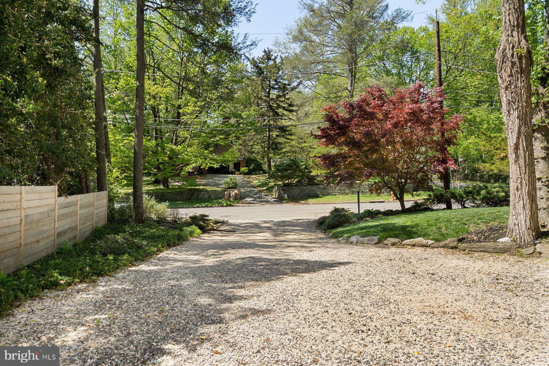 7621 SAINT MARTINS LANE