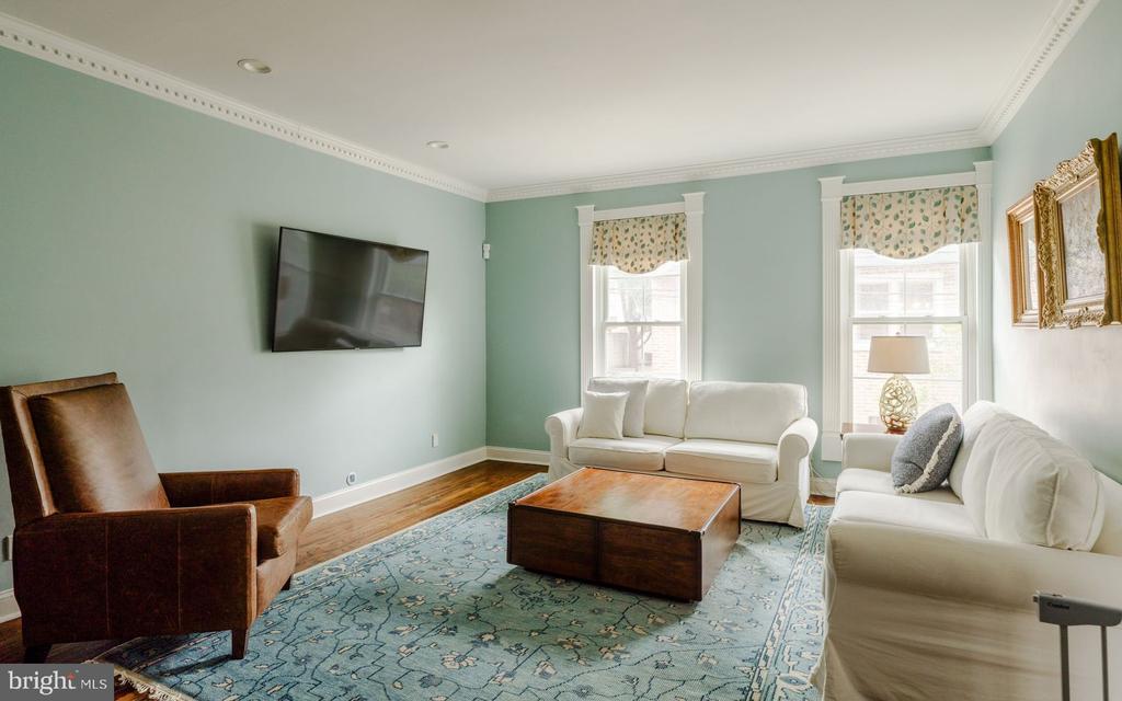 329-33 PEMBERTON STREET