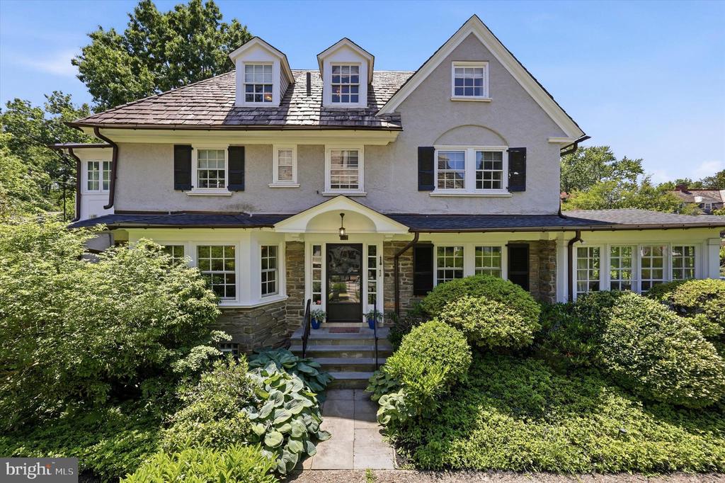 112 W SPRINGFIELD AVENUE