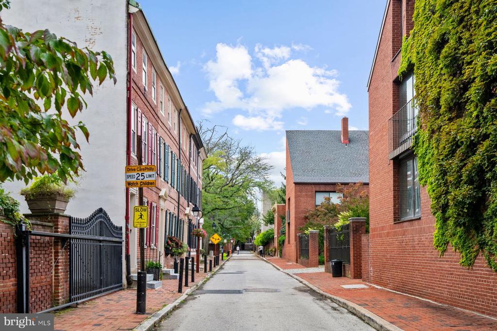 306 CYPRESS STREET