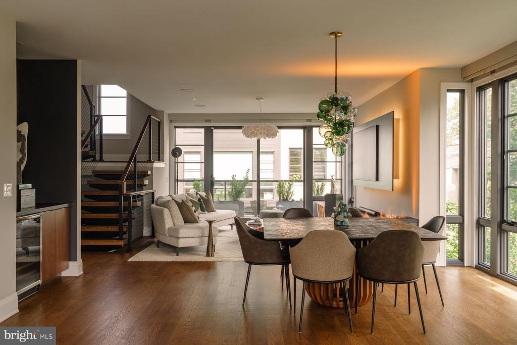 30 W HIGHLAND AVENUE Unit: 5