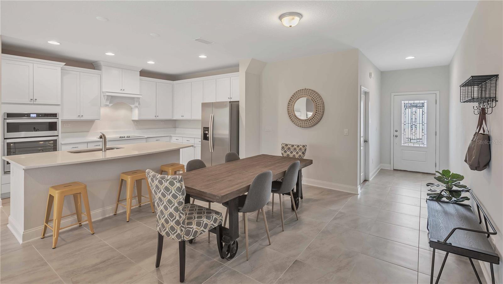 9140 GULF HAVEN DR