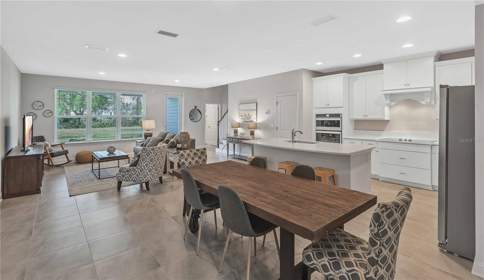 9140 GULF HAVEN DR