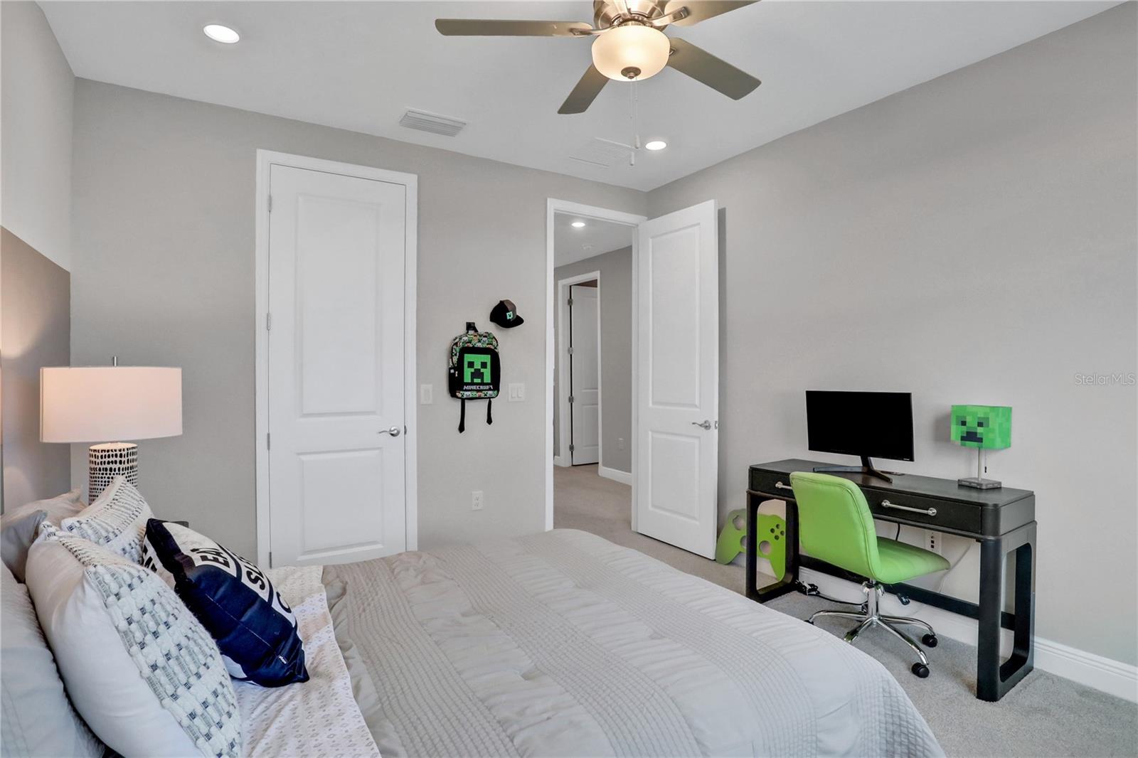 9109 GULF HAVEN DR