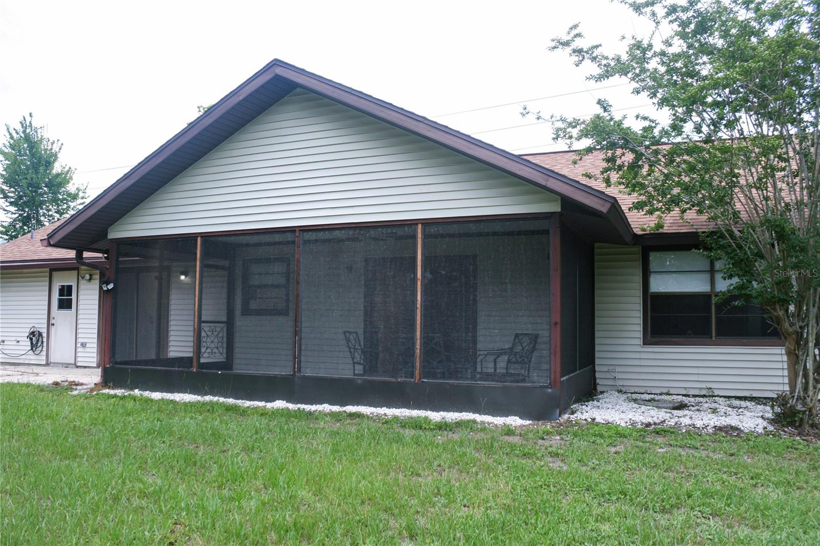 24 FLEETWOOD DR