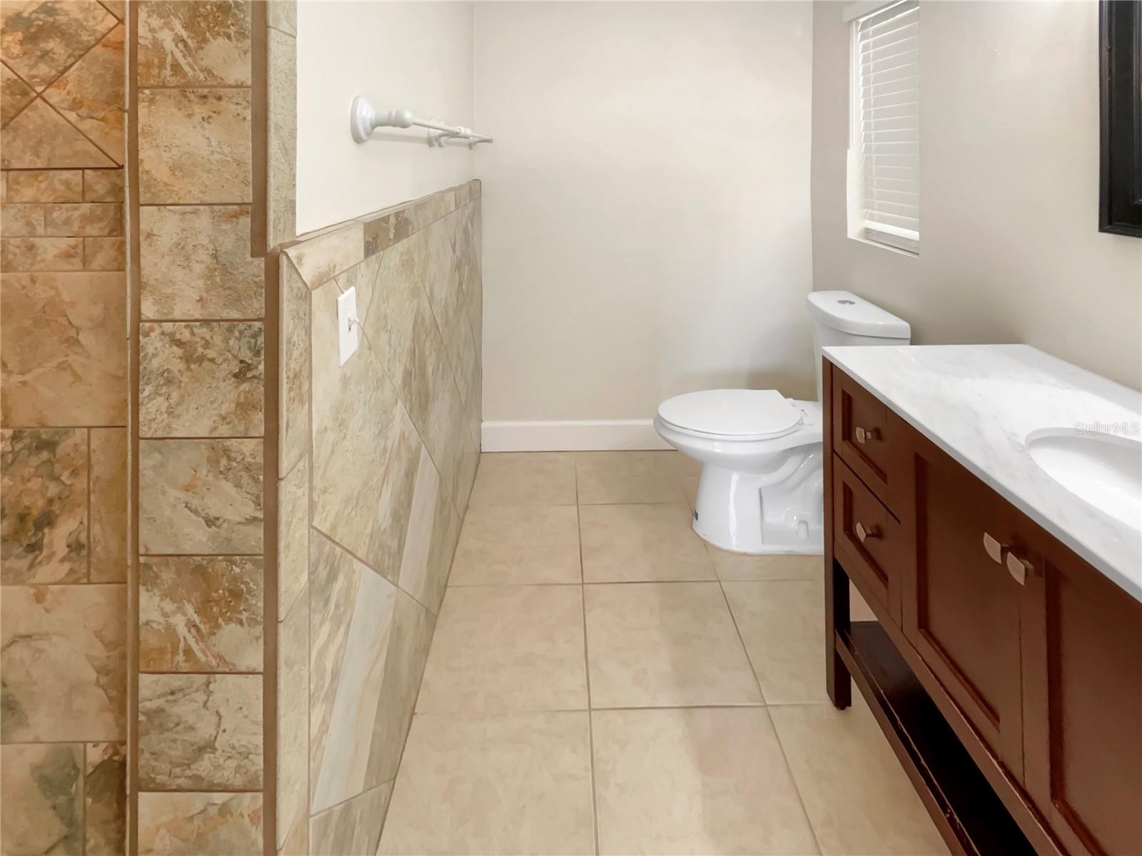 326 BANYAN DR