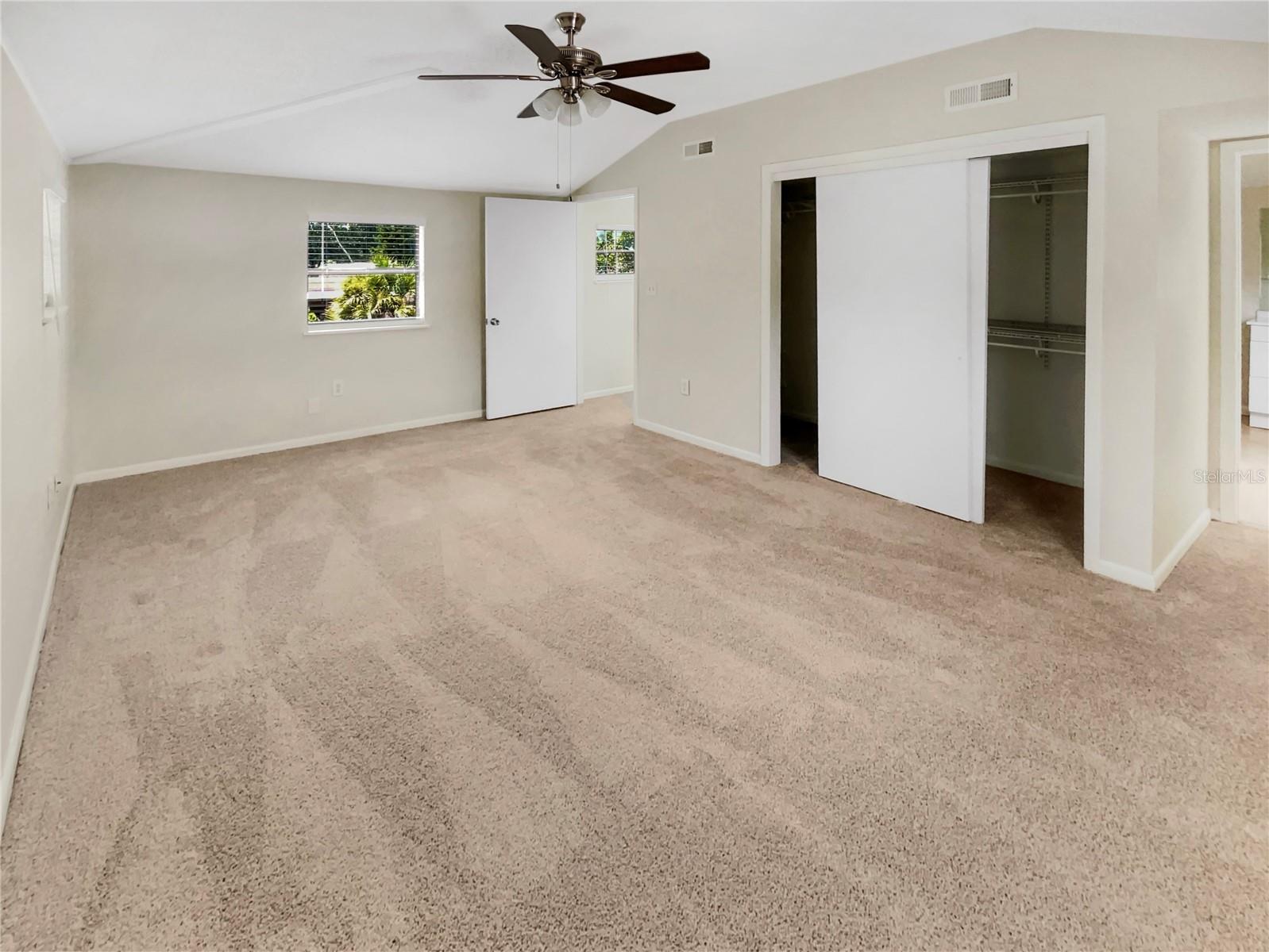 326 BANYAN DR