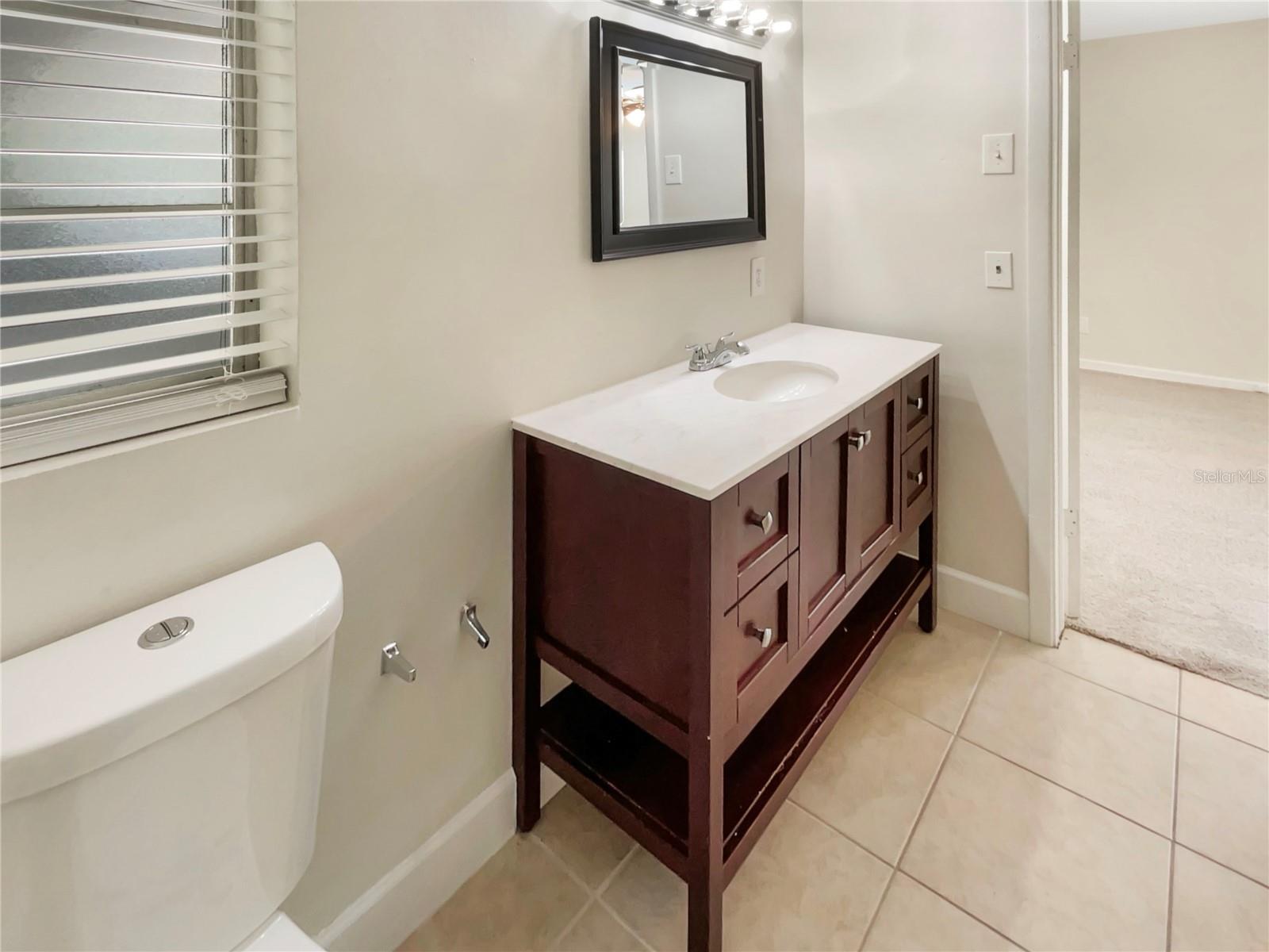 326 BANYAN DR