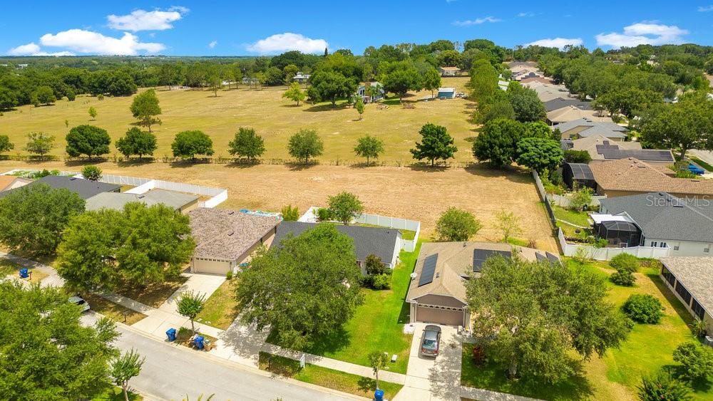 517 LAKE SUMNER DR