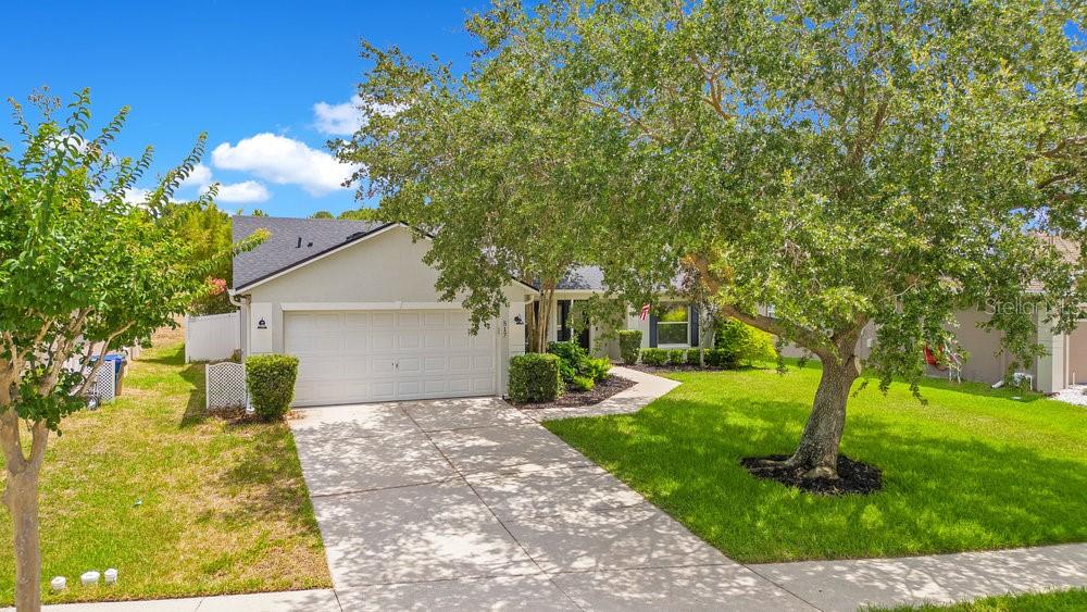 517 LAKE SUMNER DR
