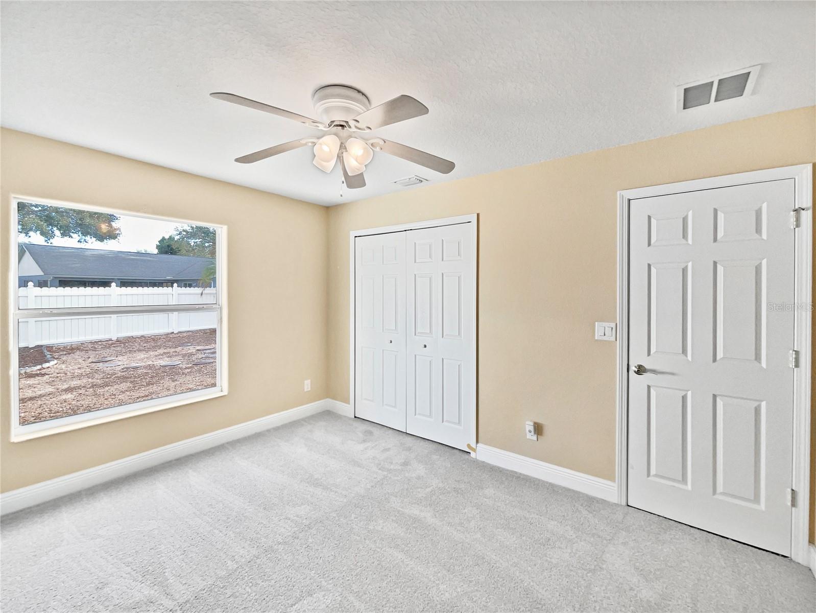 14735 YELLOW PINE LN
