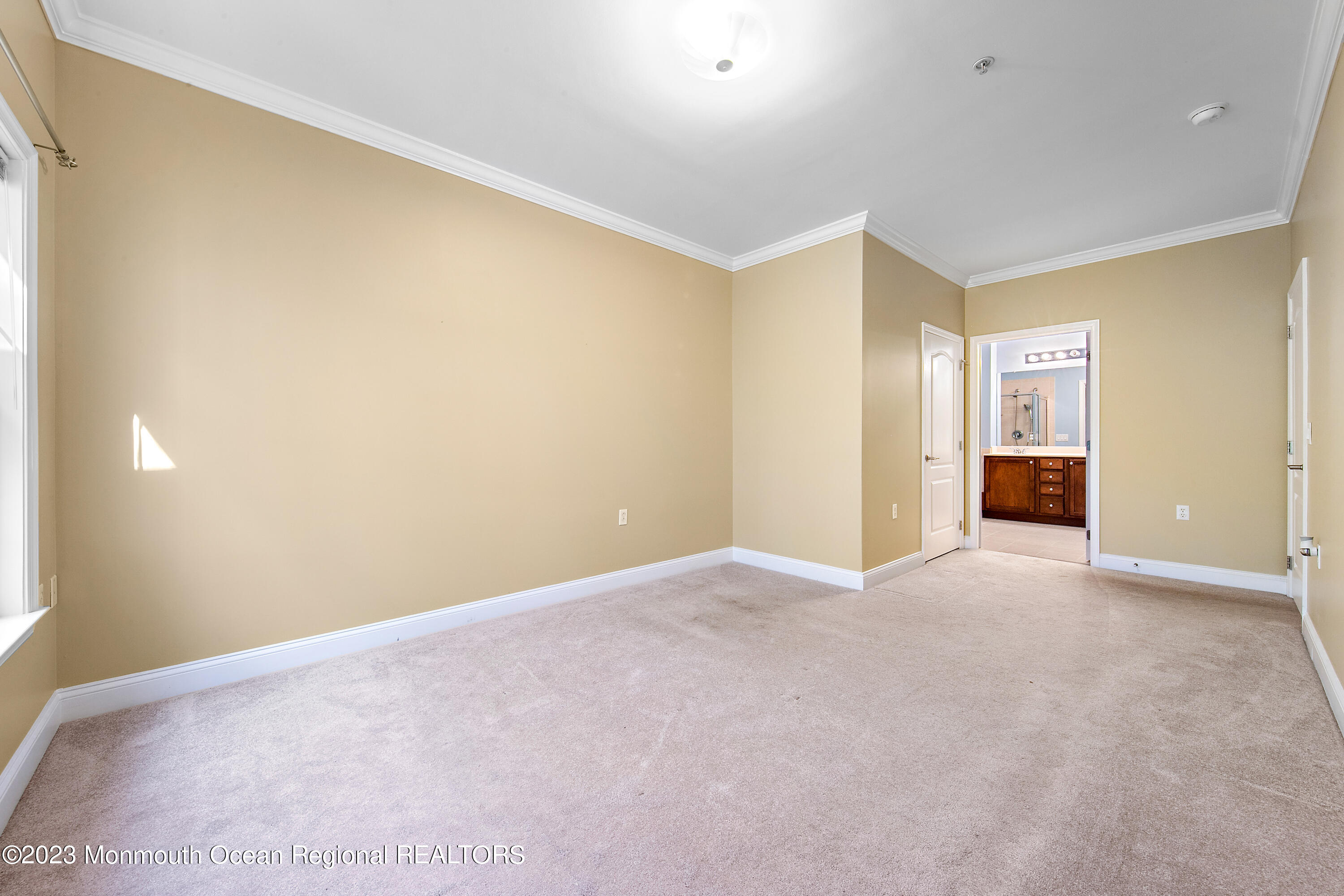 8322 Falston Circle, 8322