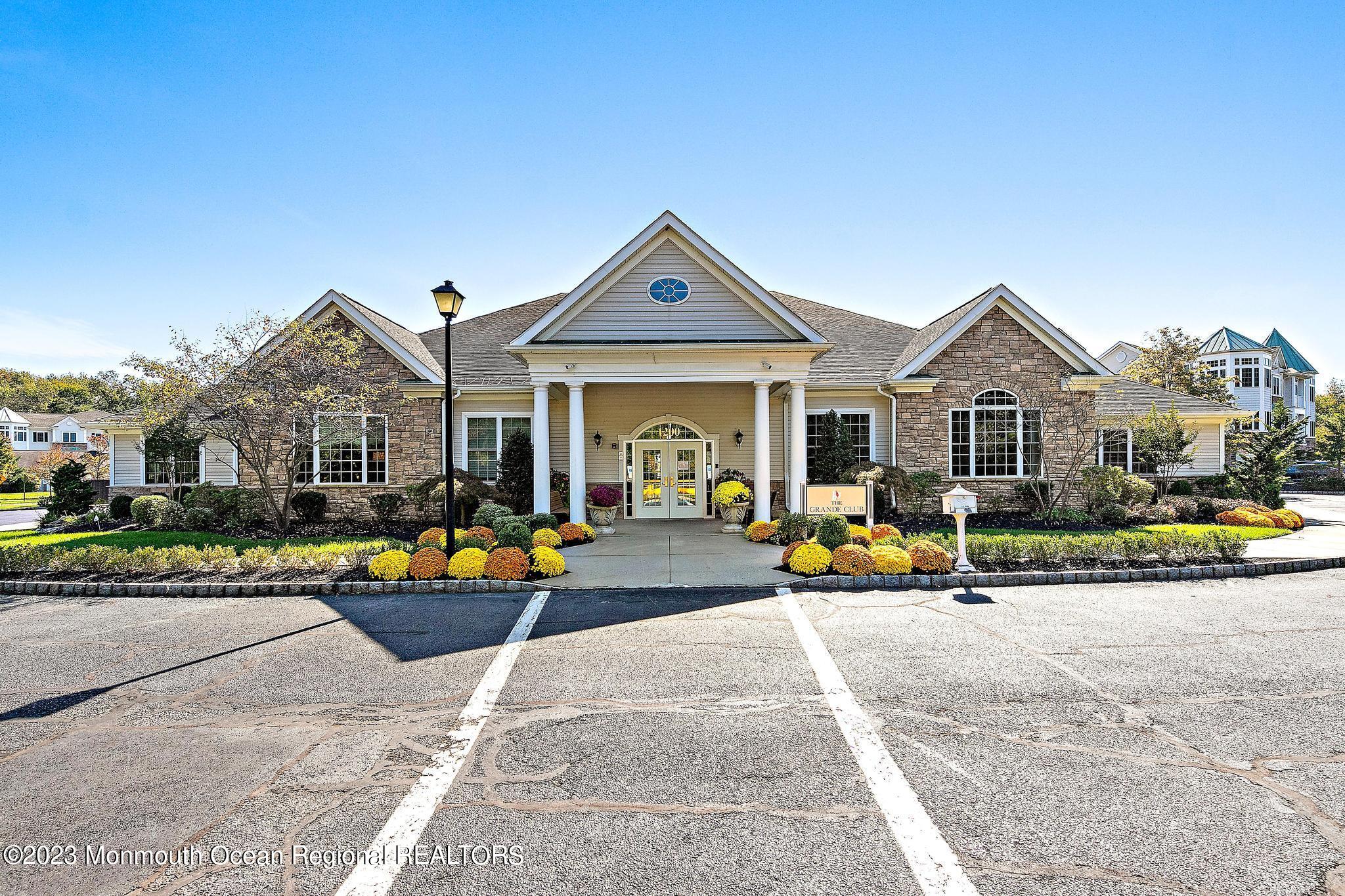 8322 Falston Circle, 8322