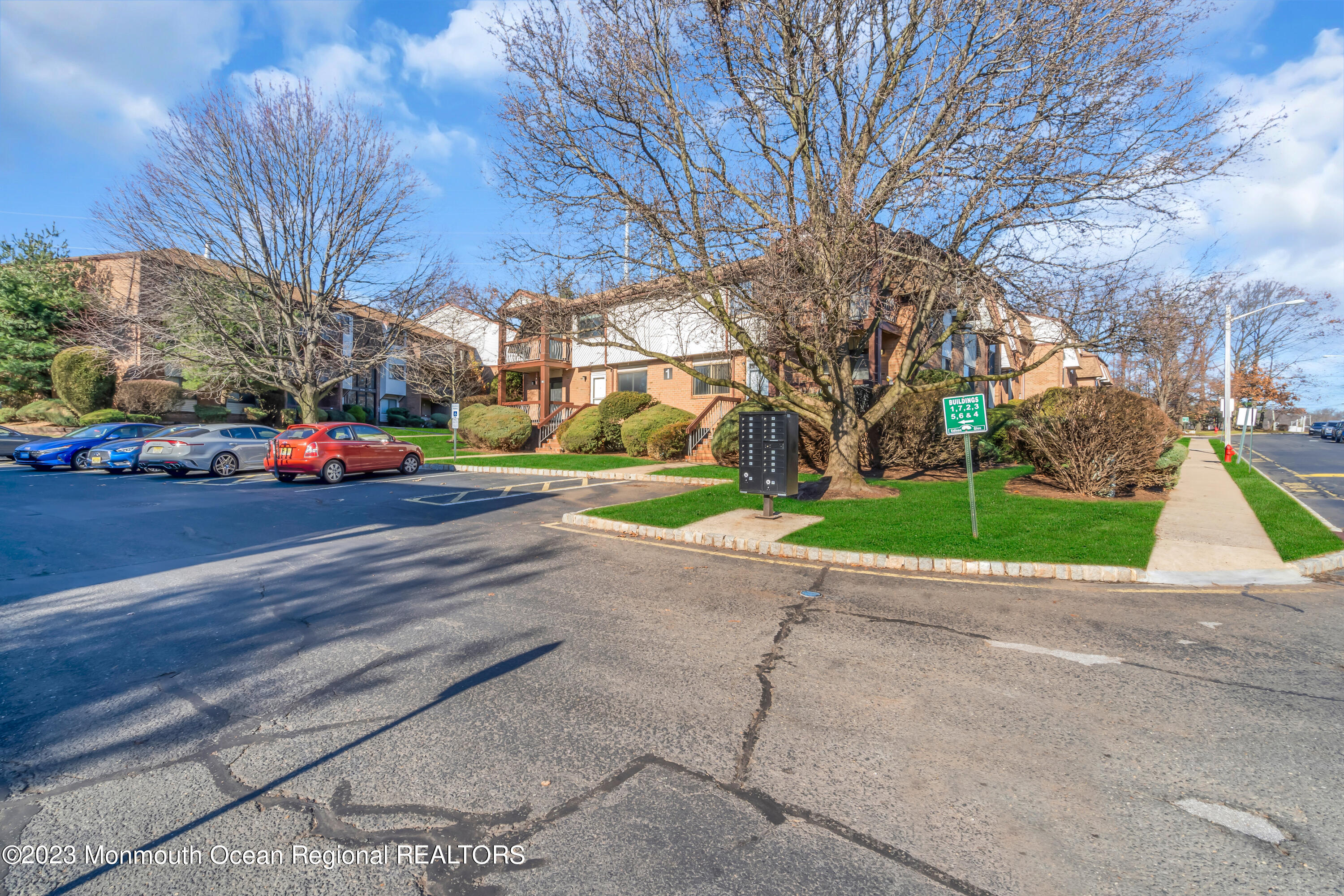 116 Edison Glen Terrace