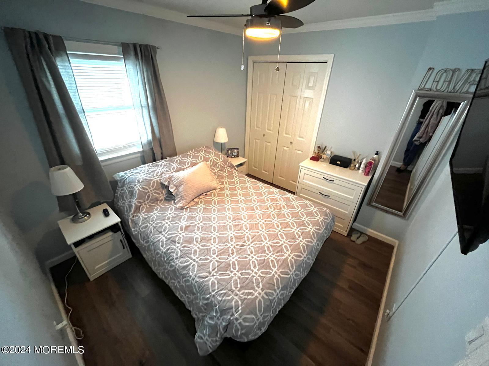 34 Shoreland Terrace