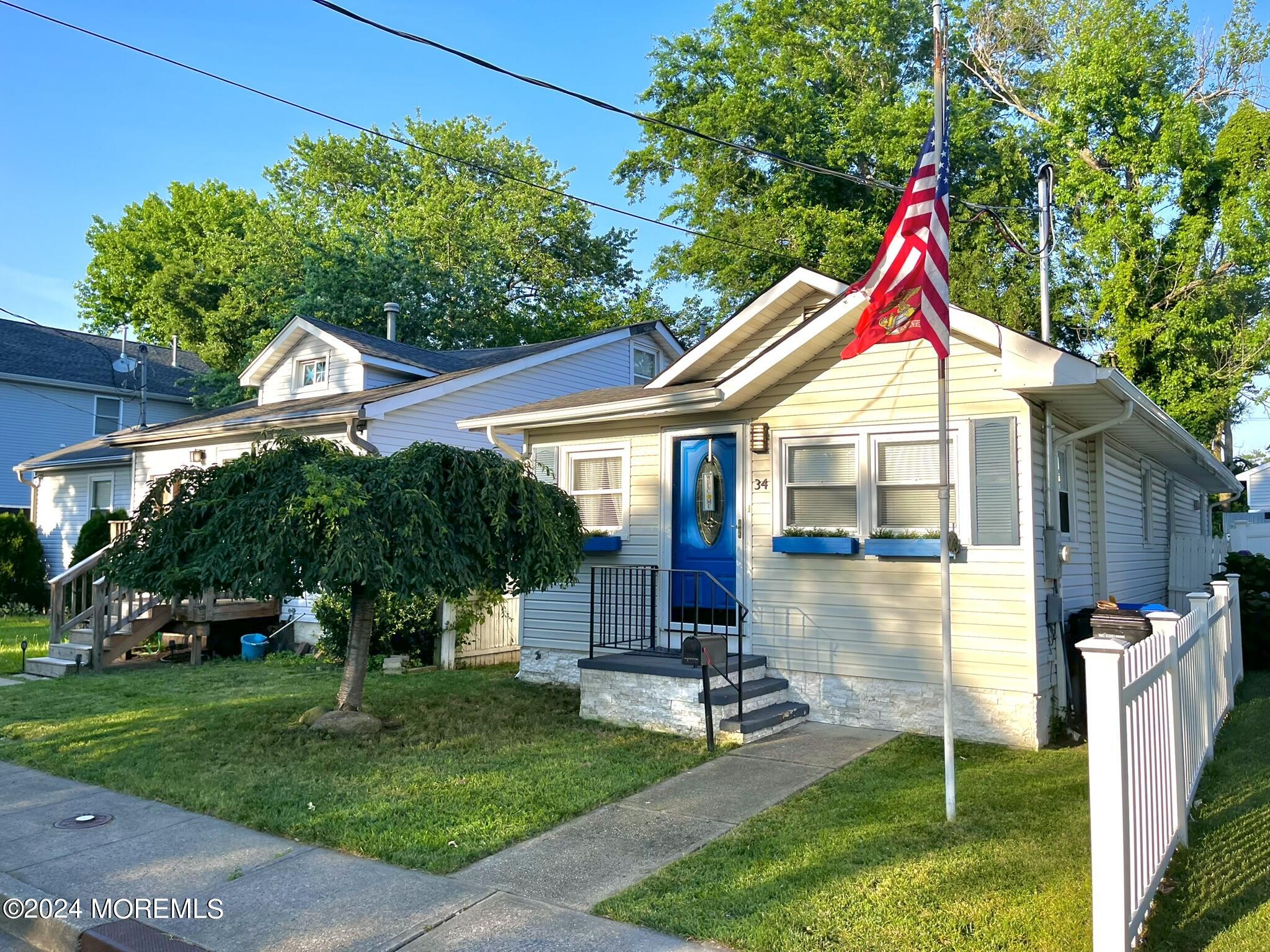 34 Shoreland Terrace