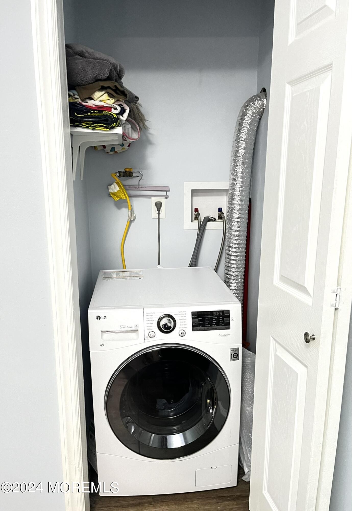 34 Shoreland Terrace